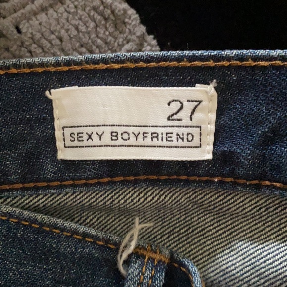 Low rise “Sexy Boyfriend” jeans - Picture 2 of 3